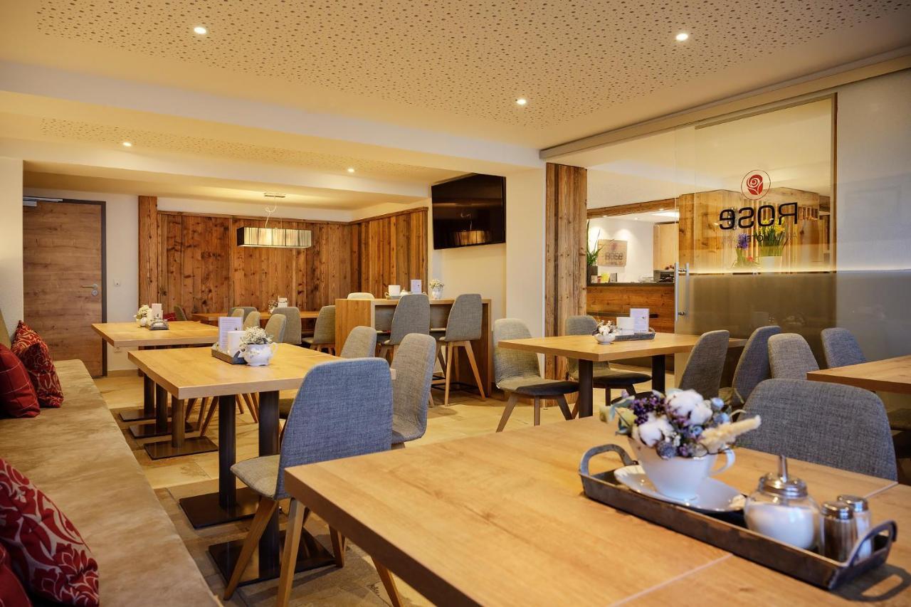 Aparthotel Rose Ellwangen Esterno foto