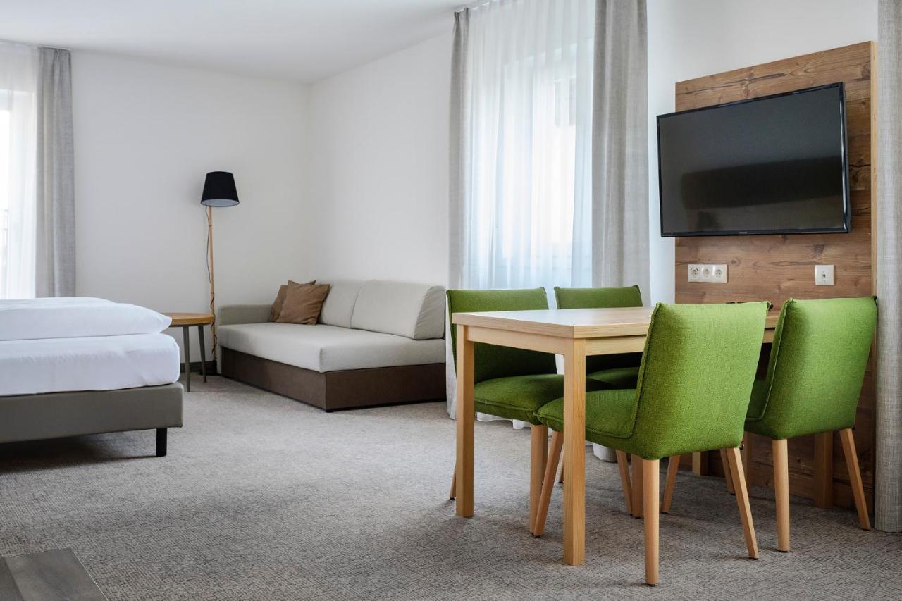 Aparthotel Rose Ellwangen Esterno foto